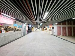 Ocbc Centre South (D1), Retail #586021441